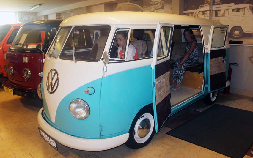 Un Combi Type 1 de 1965 : la loge des stars.