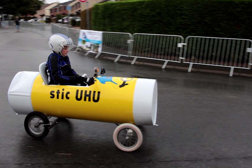 ...C'est pour mieux coller à la route !